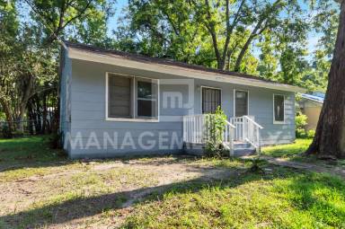 Main picture of 3173 3rd Street Cir S