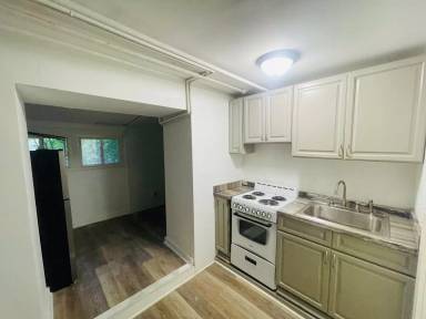 Main picture of 99 Columbia St
