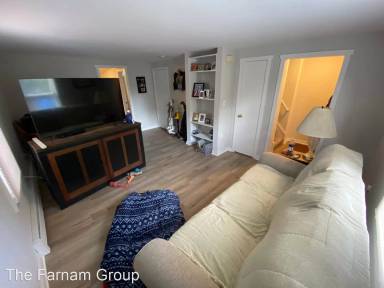 Main picture of 67 Edgewood Ave