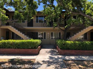 Main picture of 4402 Dawes St