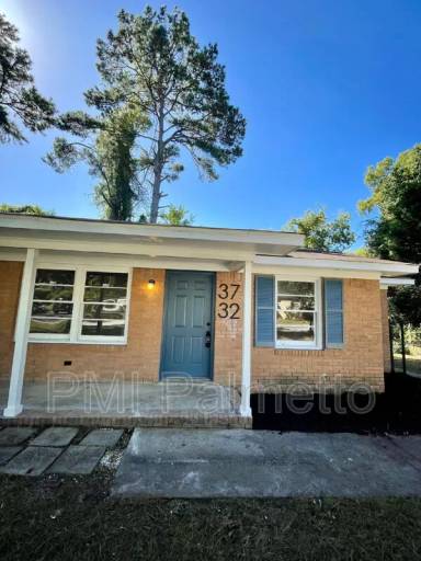 Main picture of 3732 Hickory St