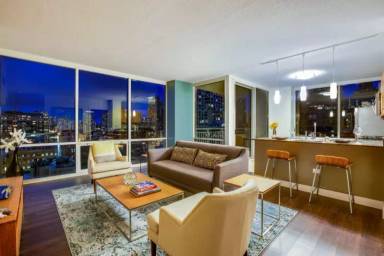 Main picture of 223 W Erie St