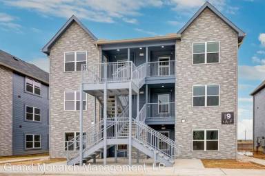 Main picture of 155 Plez Morgan Dr