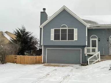 Main picture of 6656 W 152nd St