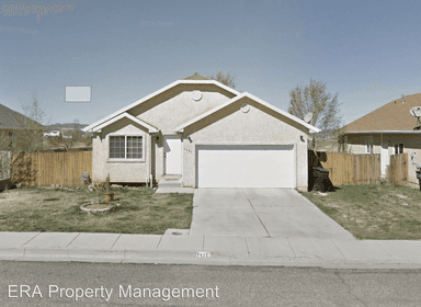 Main picture of 1461 N Cedar Blvd