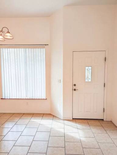 Main picture of 1320 Loren Dr