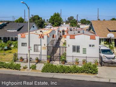 Main picture of 128 N Flores St