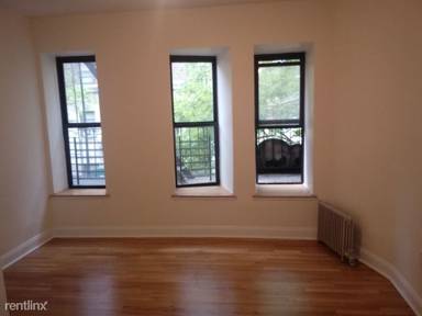 Main picture of 231 E 12th St