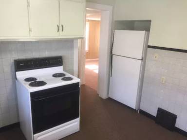 Main picture of 10 Miller St