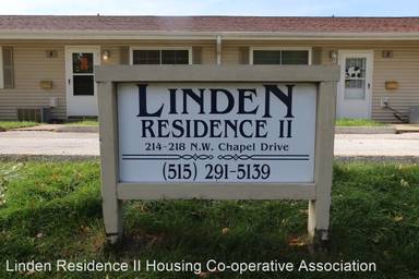 Main picture of 214 NW Chapel Dr