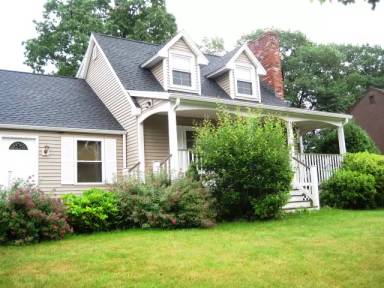 Main picture of 240 Hoyt St