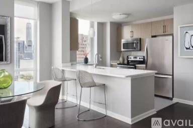 Main picture of 429 Washington Blvd