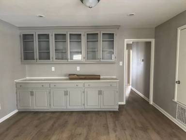 Main picture of 202 Beverly St
