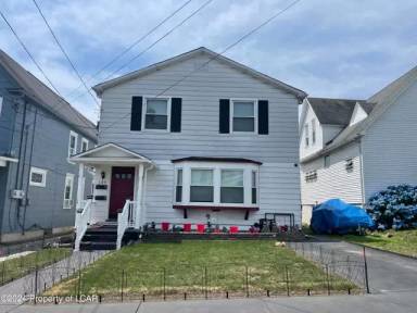 Main picture of 139 Abbott St