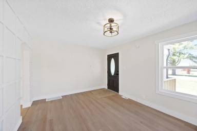 Main picture of 10306 Easum Rd