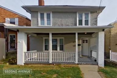 Main picture of 420 Groveland St