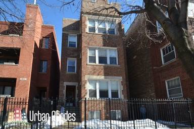 Main picture of 4209 N Ashland Ave