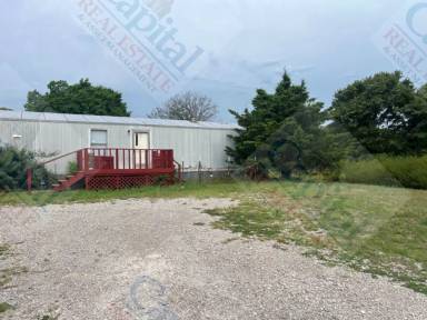 Main picture of 19899 N Rolling Meadows Dr