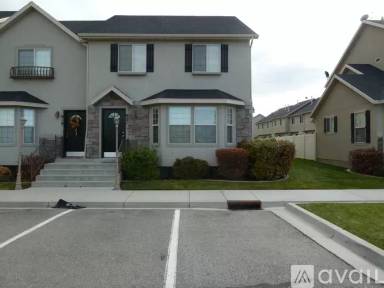 Main picture of 921 S 1850 W