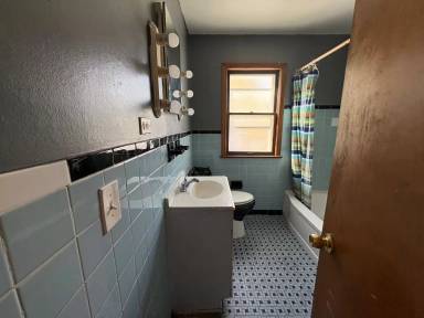 Main picture of 16914 Maple Heights Blvd
