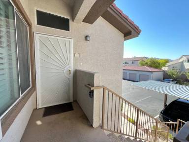 Main picture of Mission Hills Condominiums