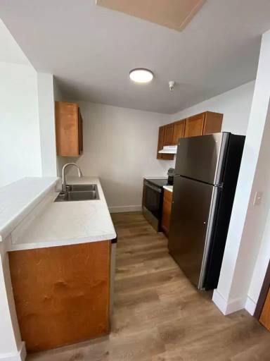 Main picture of 1212 W 3rd St