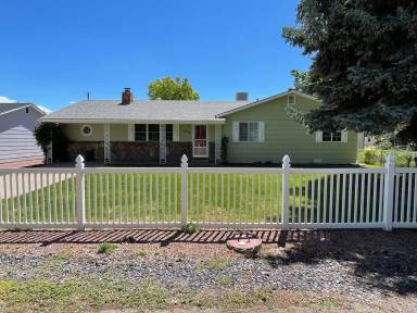 Main picture of 1438 McKinley St