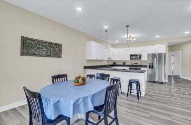 Main picture of 710 James B Jones Memorial Hwy