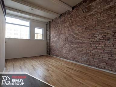 Main picture of 3544 N Halsted St