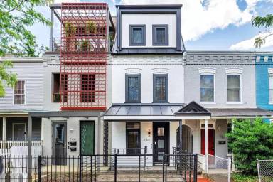 Main picture of 746 Morton St NW