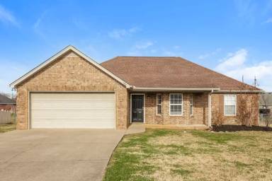 Main picture of 107 Blythe Ct