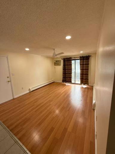 Main picture of 351 Pawtucket Blvd