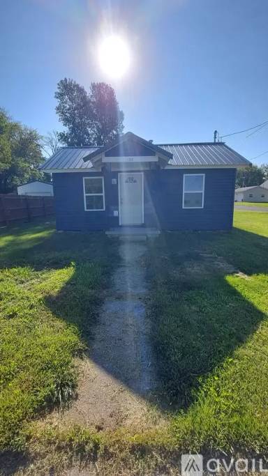 Main picture of 122 N Mississippi St
