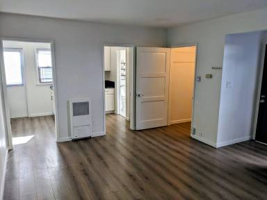 Main picture of 208 Granada Ave