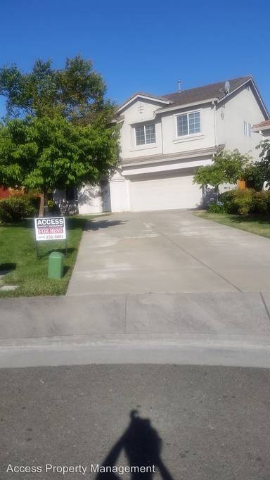 Main picture of 734 Monarch Ct