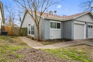 Main picture of 9003 Sanger Dr