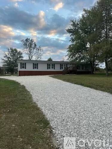 Main picture of 888 Schaper Rd