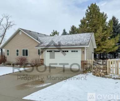 Main picture of 130 N 400 E