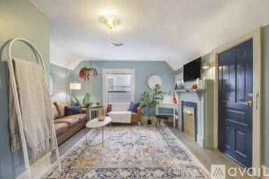 Main picture of 514 Glenwood Ave SE