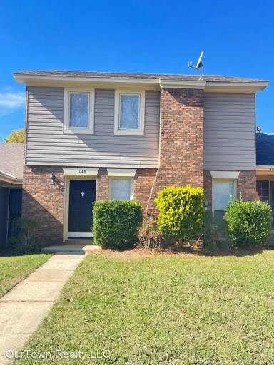 Main picture of 3040 Lynton Dr