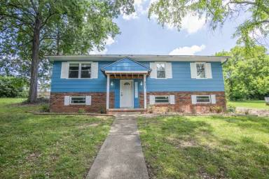 Main picture of 805 Goldfinch Ave