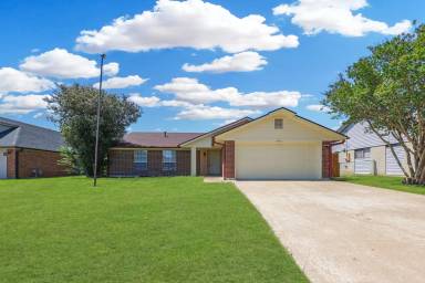 Main picture of 4716 Glass Mountain Dr