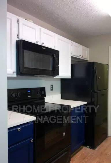 Main picture of 1415 Tuxworth Cir