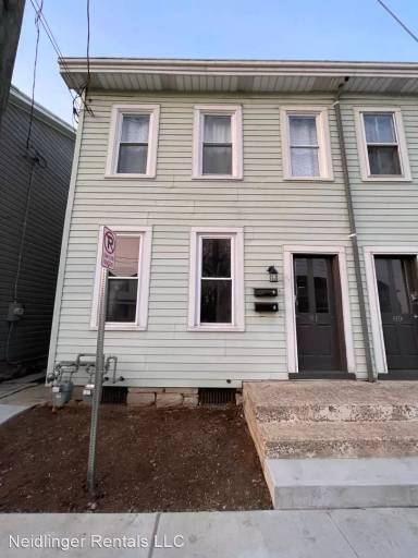 Main picture of 91 B St