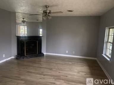 Main picture of 743 Garrison Dr