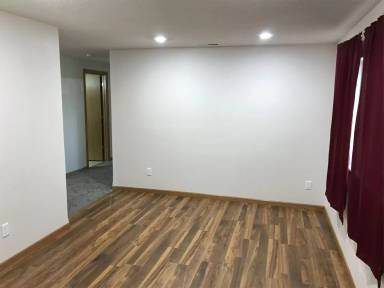 Main picture of 4541 30th Ave NW