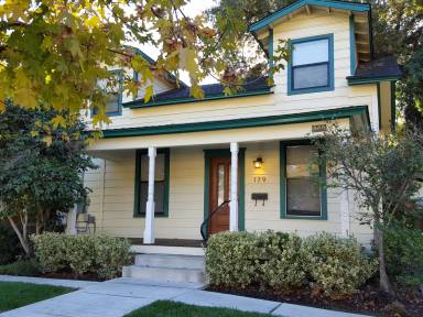 Main picture of 179 E Lincoln Ave