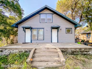Main picture of 321 W Sherman St