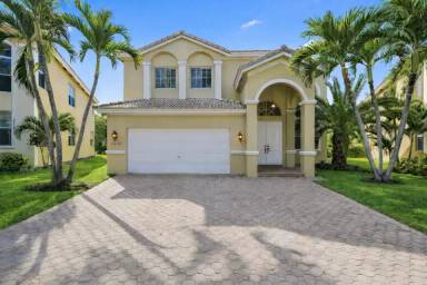 Main picture of 2388 SW 127th Ave