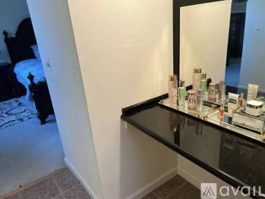 Main picture of 448 Avenida del Roble